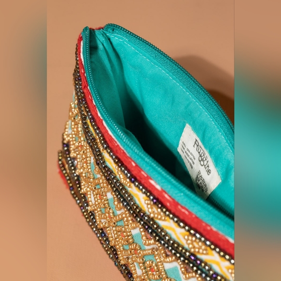 Handmade Hand Beaded Wristlet Clutch - Ethnic Inspired Motive - Dyed Fine Cotton - Picture 5 of 5